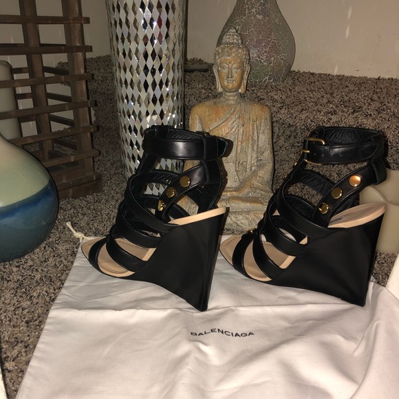 Balenciaga 🤩Host Pick🤩Caged Wedge Leather Sandal - Picture 3 of 5